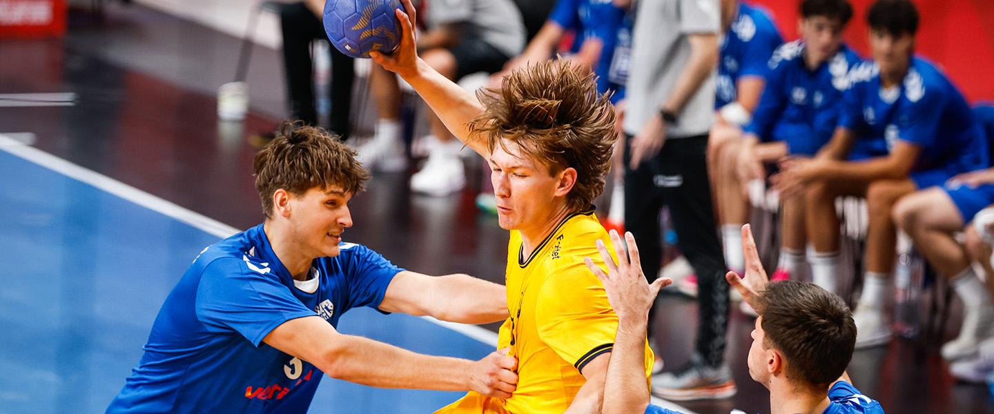 Sweden close in on main round berth, Norway open account with big win over Uruguay