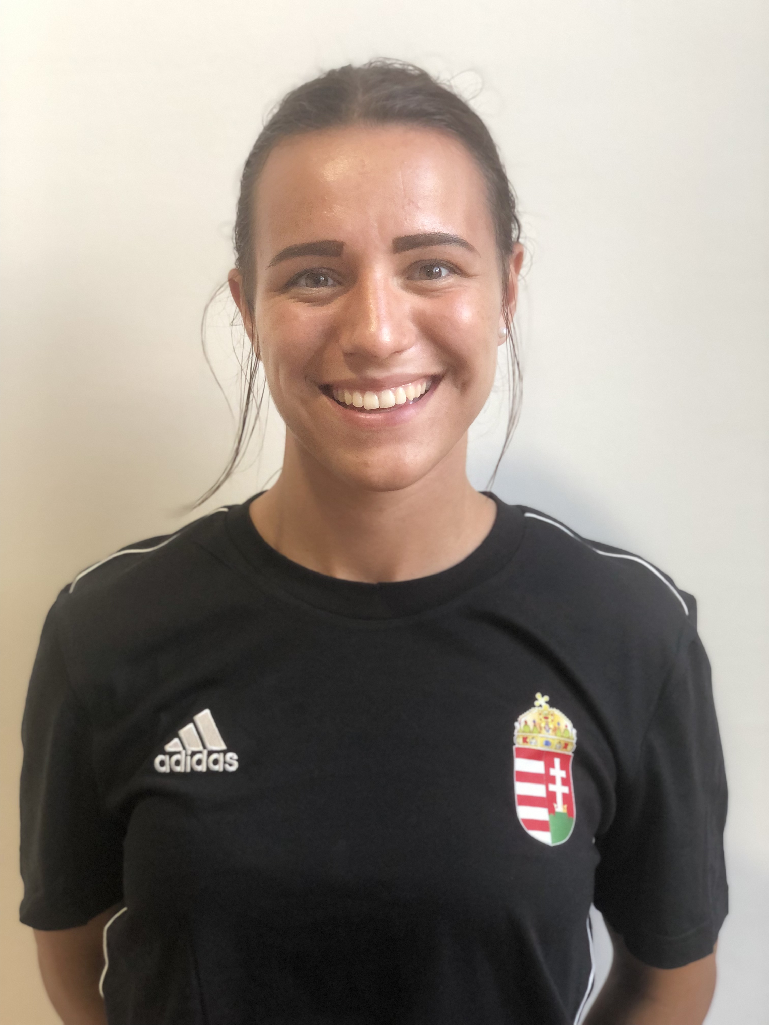 IHF | Diána