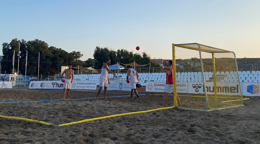 Croatia warm up before their semi-final at Greece 2022