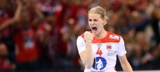 France take on top-form defending champions in trophy match