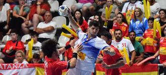 Spain defeat Japan to set up group title clash with Slovenia