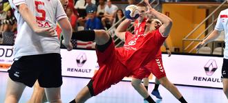 Defence leads Serbia to big win over USA