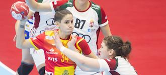 Strong first half sets up Spain win over Hungary