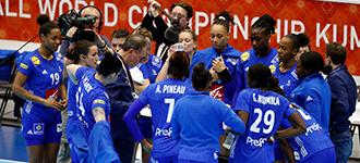 Match of the Day: Can the European and world champions move towards the next stage?