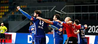 France defeat Hungary, look to gold again