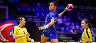 Record-breaking win sees Brazil clinch main round spot