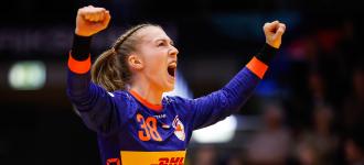 Dominant Netherlands extend winning streak