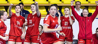 Switzerland go to the main round after their largest-ever win at the IHF Women…