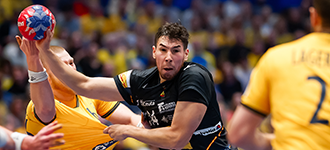 Spain seal crucial point with magical comeback against Sweden, as preliminary ro…