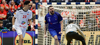 "Azzurri" soar to huge win against Tunisia to throw off Croatia/Denmar…