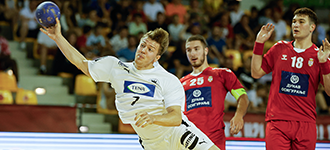 Reigning champions Germany survive Serbia scare, winning starts for Fr…