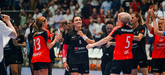 Neagu says farewell in emotional gala