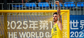 “If we don't want to go for gold, then we do not deserve to be he…