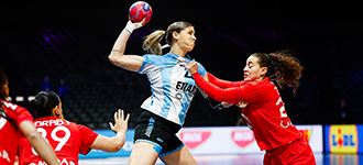 Flawless second-half sees Argentina clinch main round spot