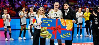 Leuchter makes history with second consecutive “Best Young Player Pres…