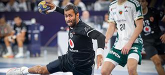 Al Ahly drop bombshell win against Füchse, set up medal game against a…