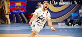 Champions again: Veszprém outplay Barcelona with record win to secure…