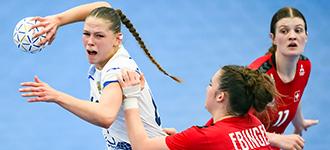 Russia seal semi-final spot; Mexico clinch dramatic win against Tunisi…