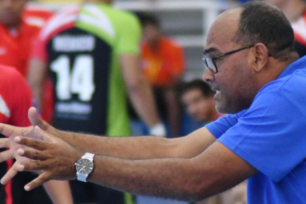 Martinique coach