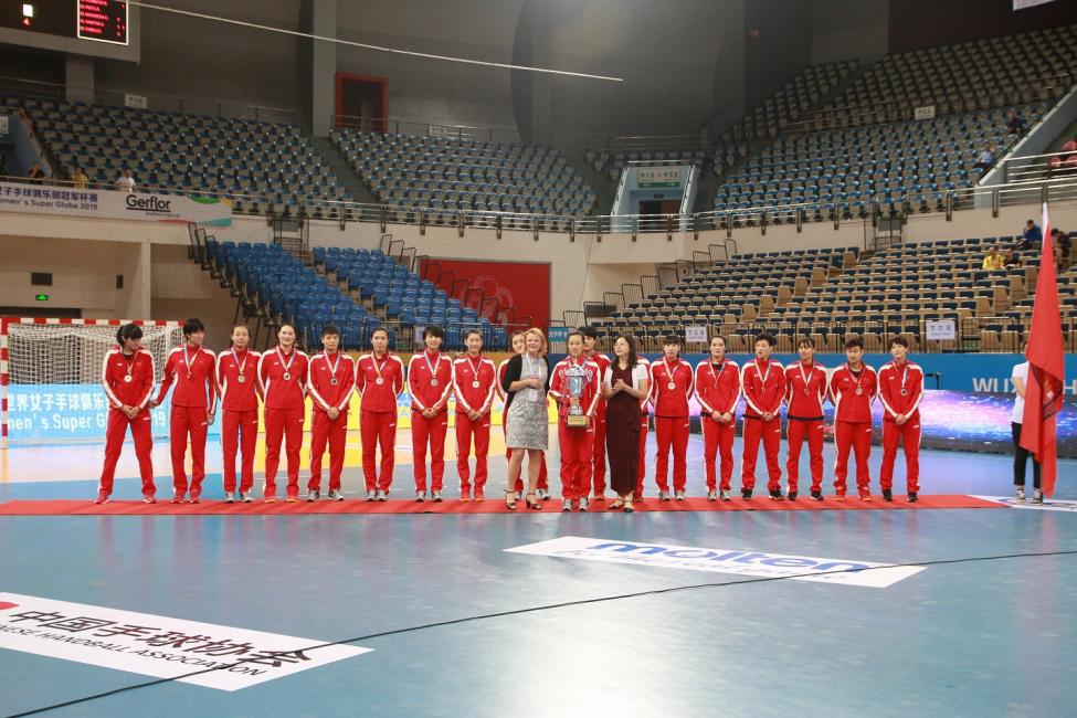 Silver medallists Chinese National Club