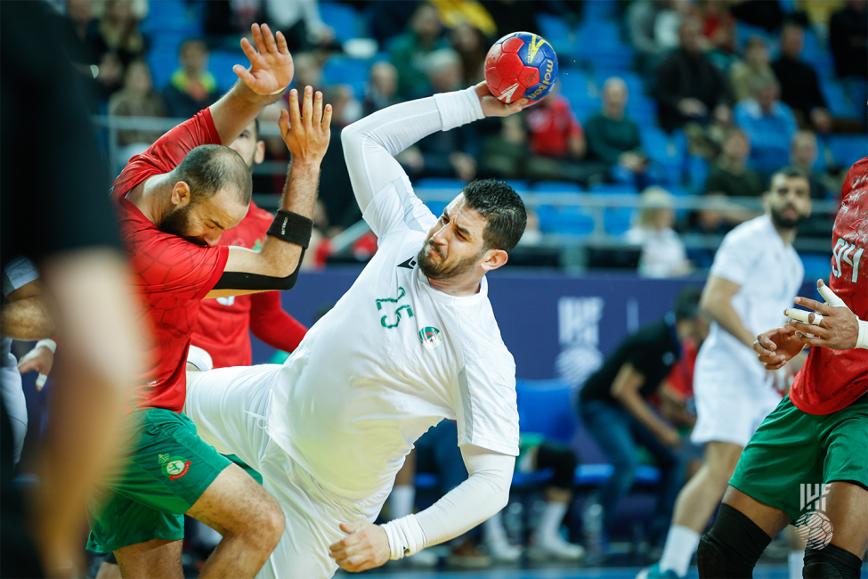 Algeria player shooting