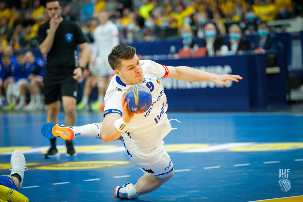 Iceland player shooting