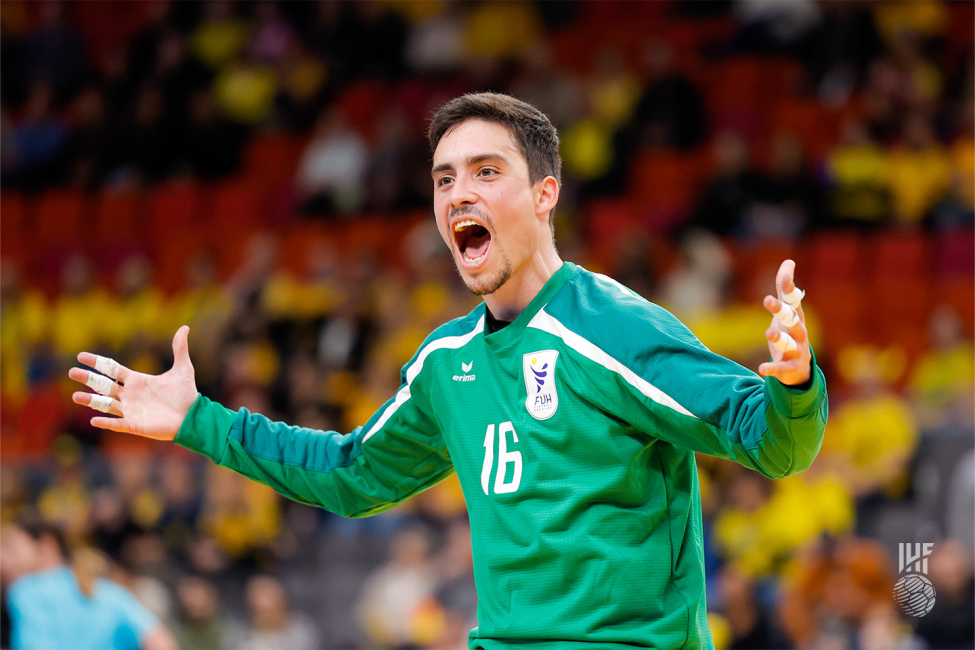 Uruguay goalkeeper celebrating