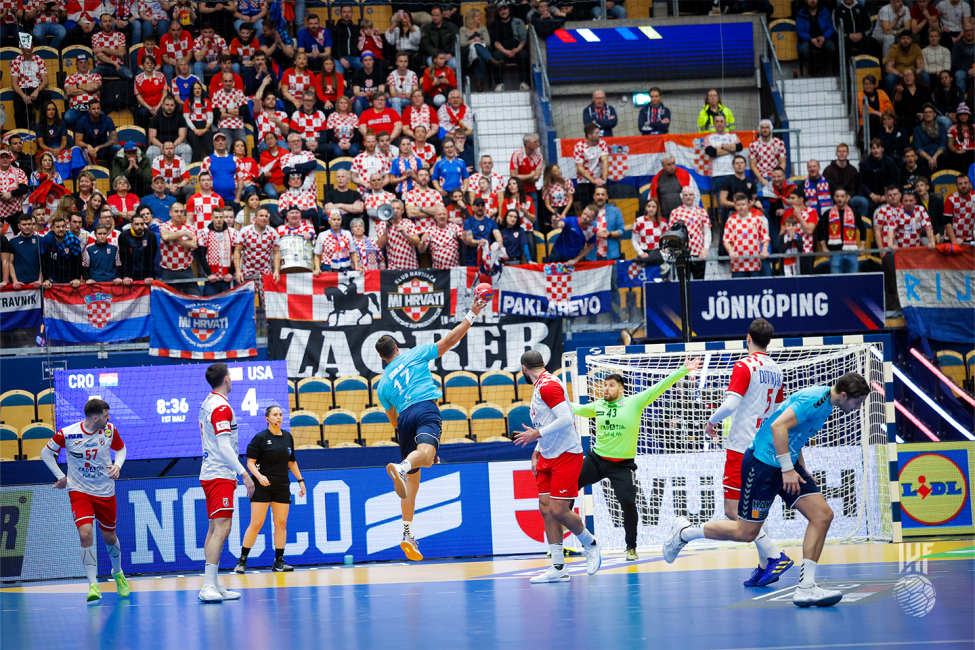 Moment from the match between Croatia and USA with USA player shooting