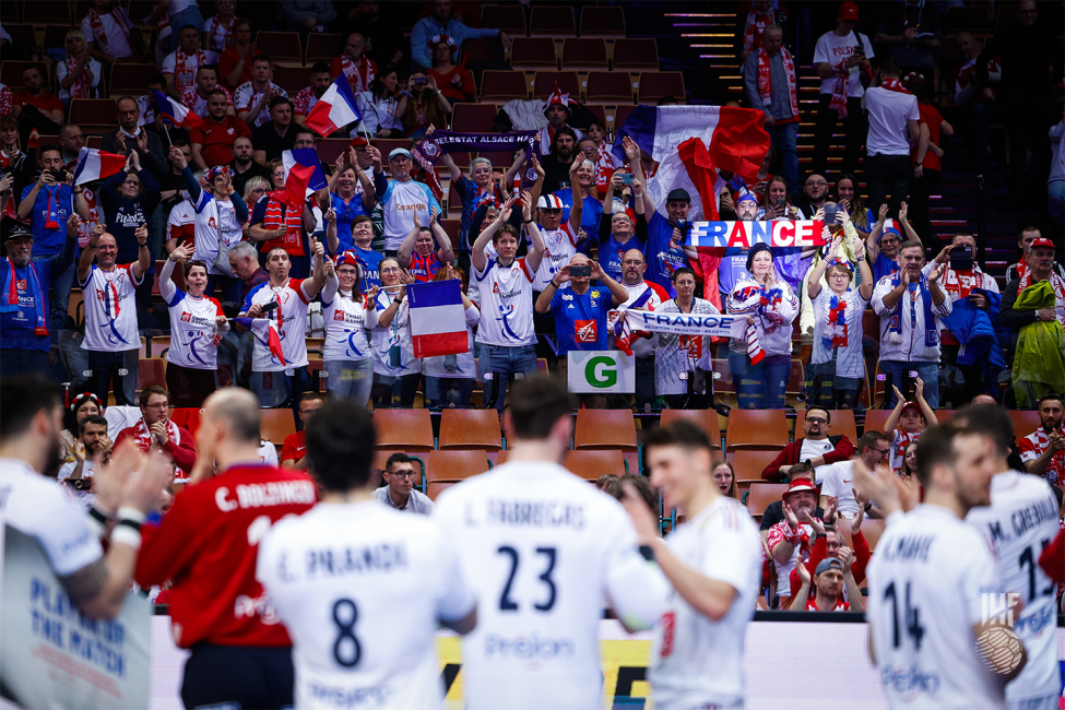 France fans and team