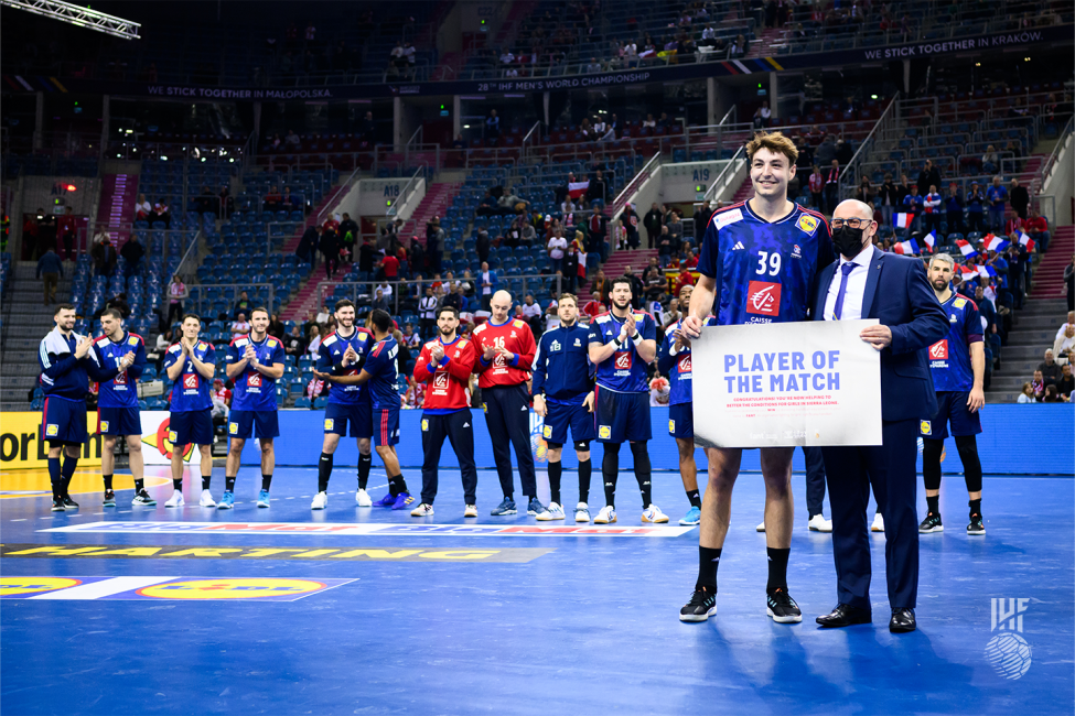 Player of the match award to France's player