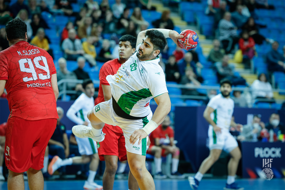 Algeria player shooting