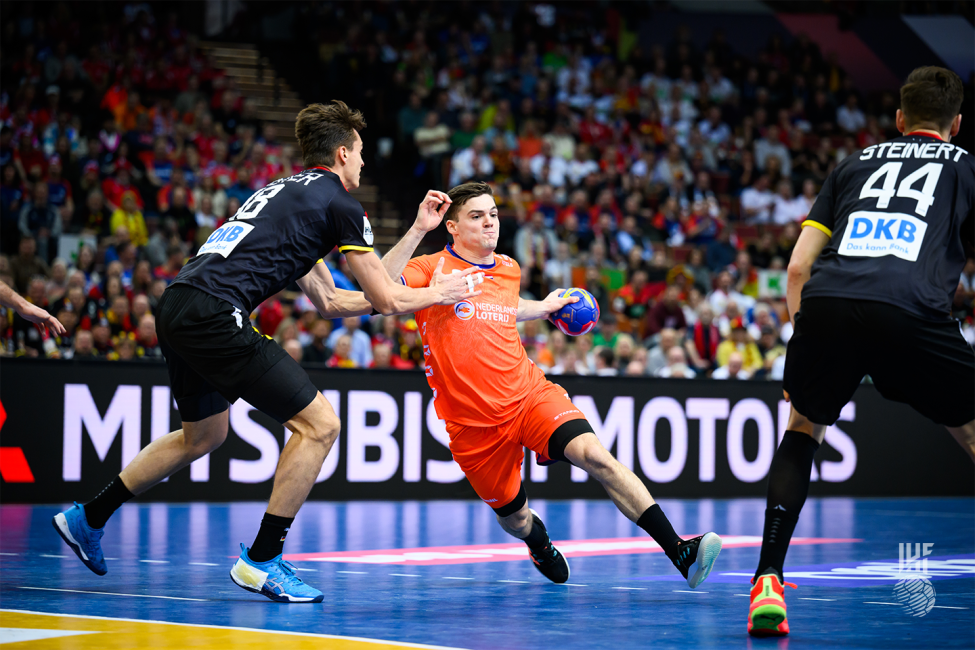 Netherlands player attacking