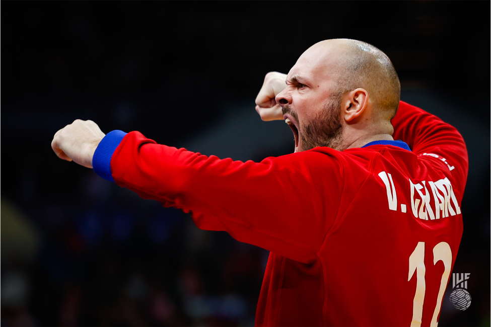 France goalkeeper celebrating