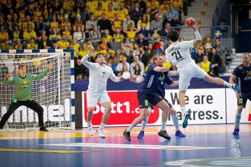 Uruguay player shooting