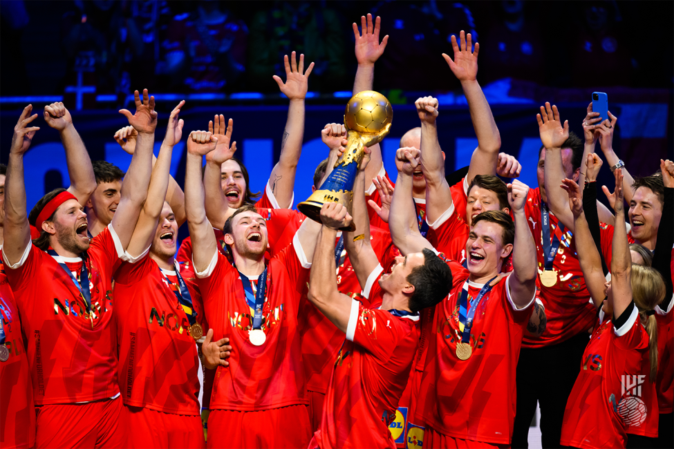 21,041 Handball Championship Final Stock Photos, High-Res Pictures, and  Images - Getty Images