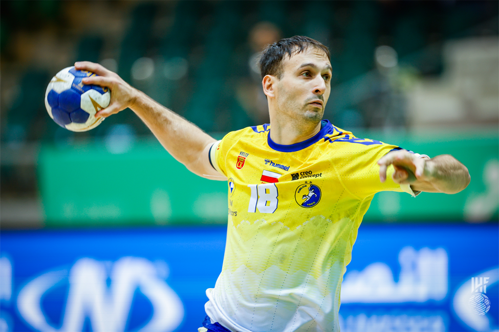 Kielce player ready to shoot