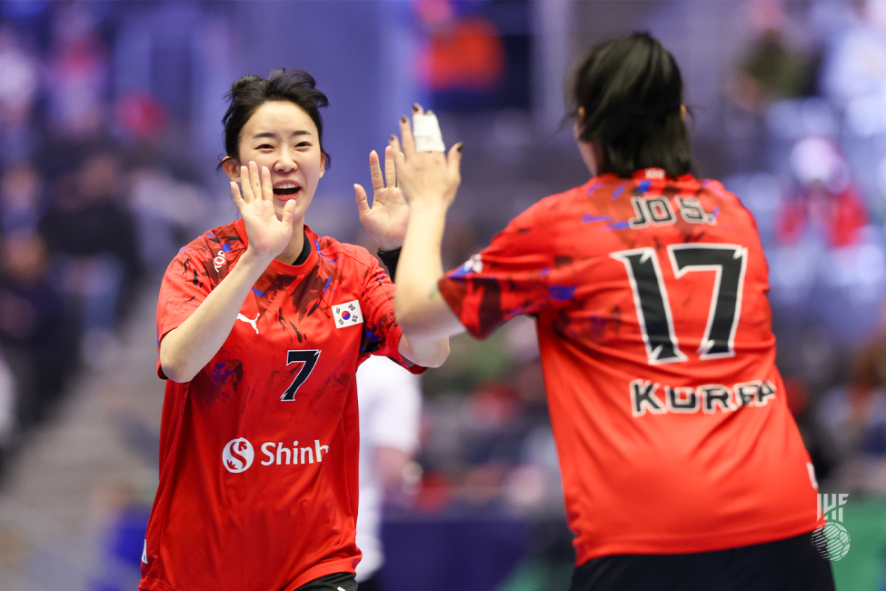 Korea players celebrating