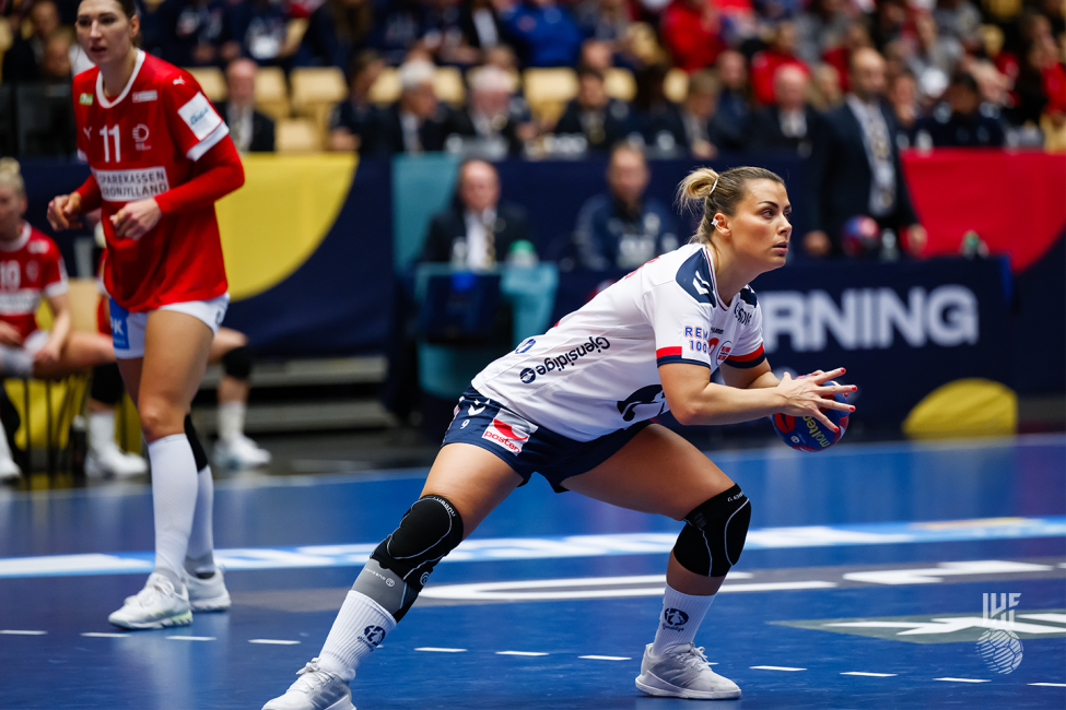 Norway player ready to execute a seven-metre throw