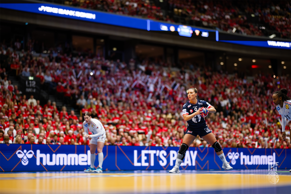 Norway player ready to shoot