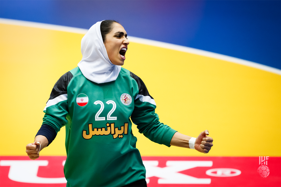 Iran goalkeeper