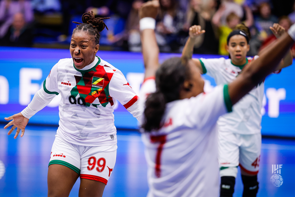 Congo players celebrating