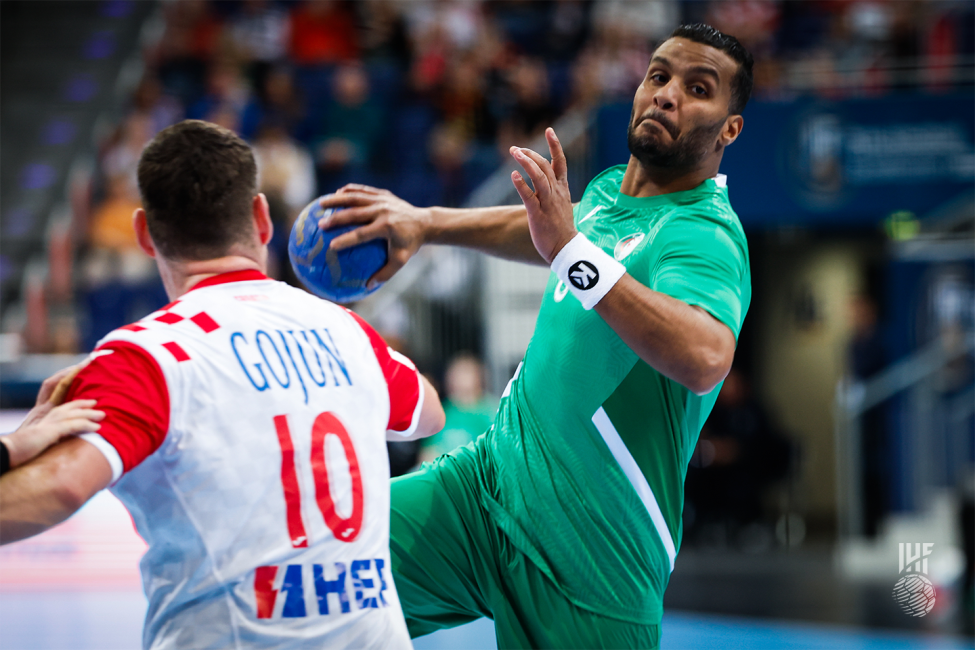 Algeria player ready to shoot