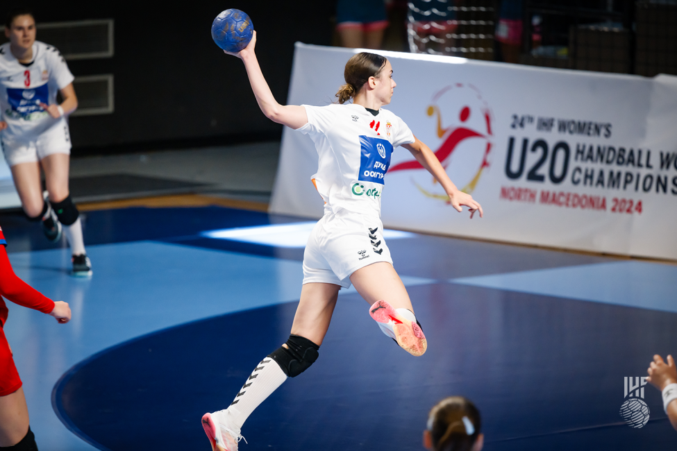 Servia player shooting