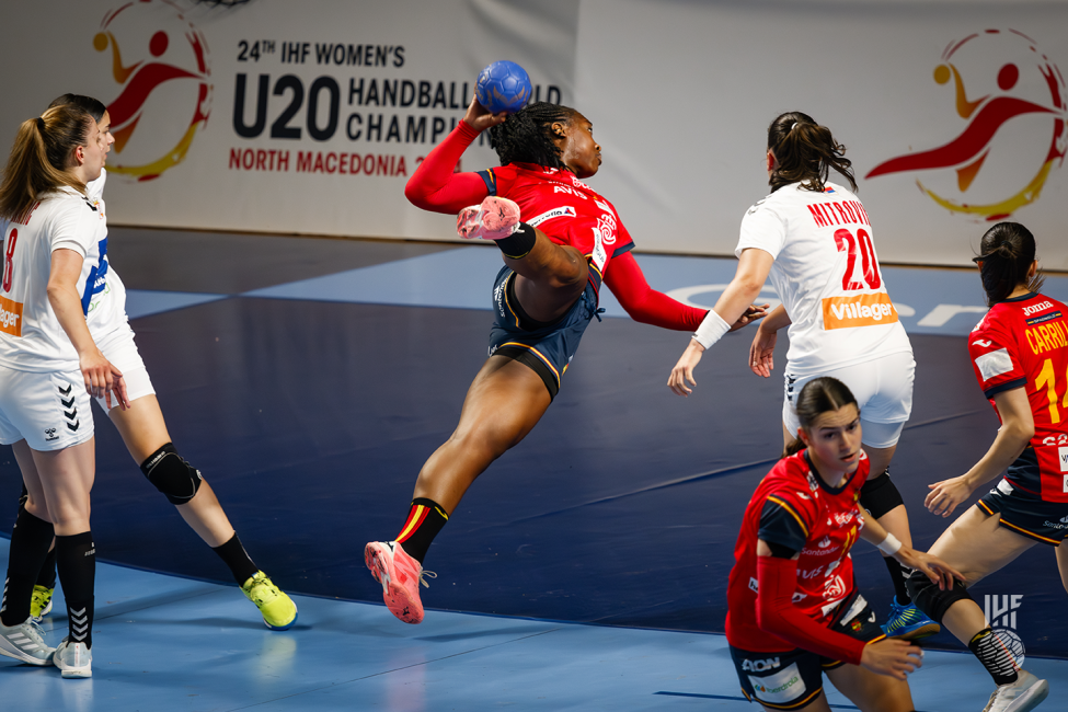 Spain player shooting