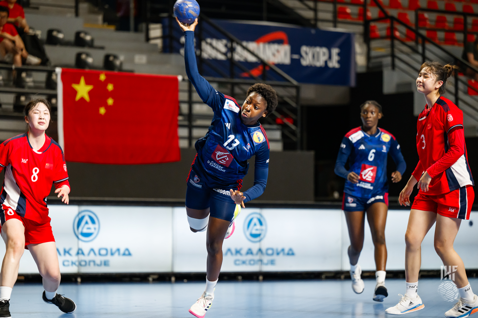 France player shooting