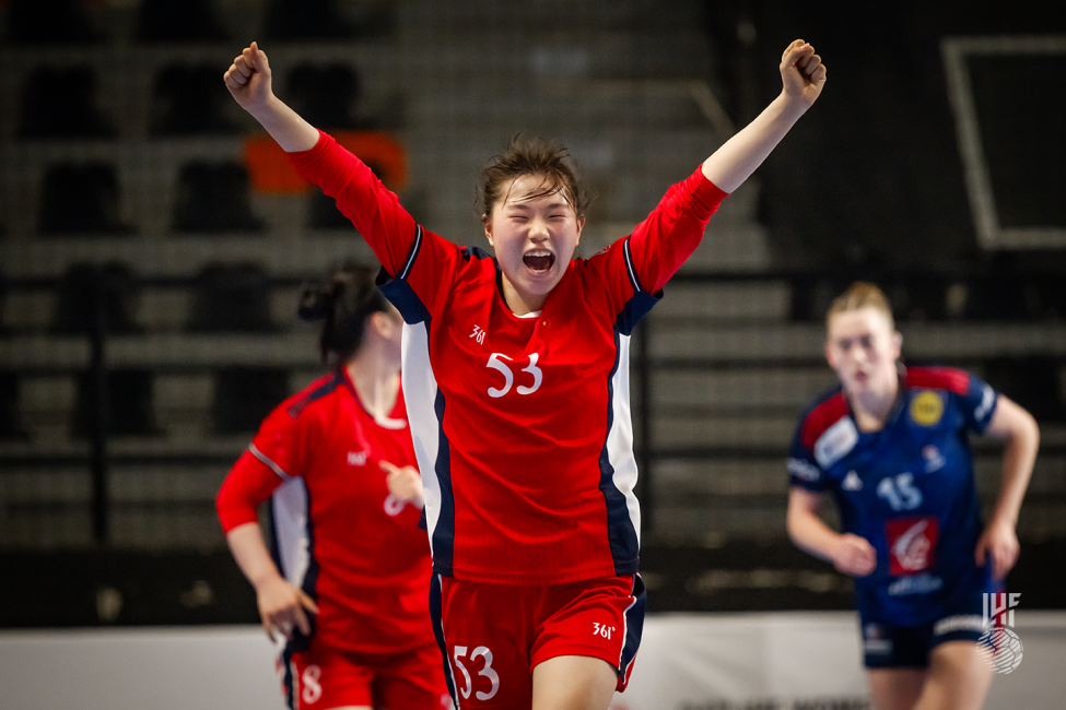 China player celebrating