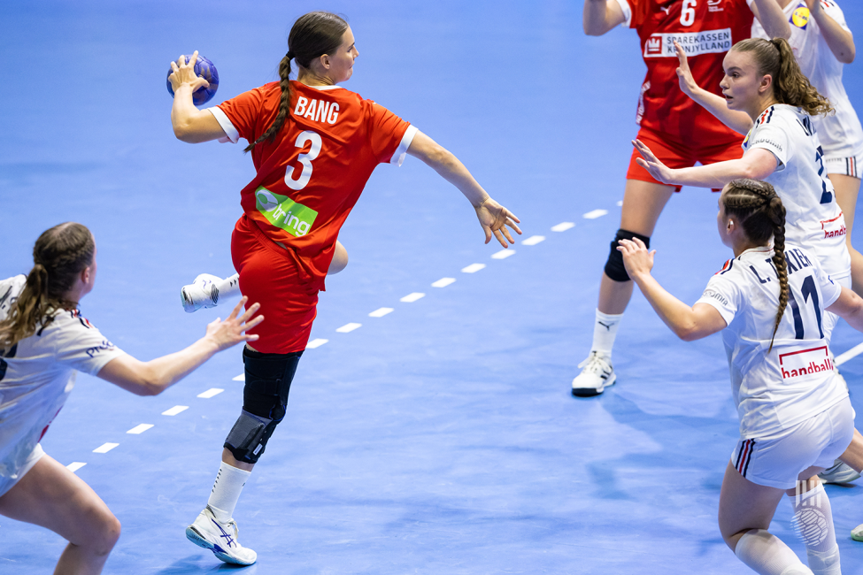 Denmark player shooting