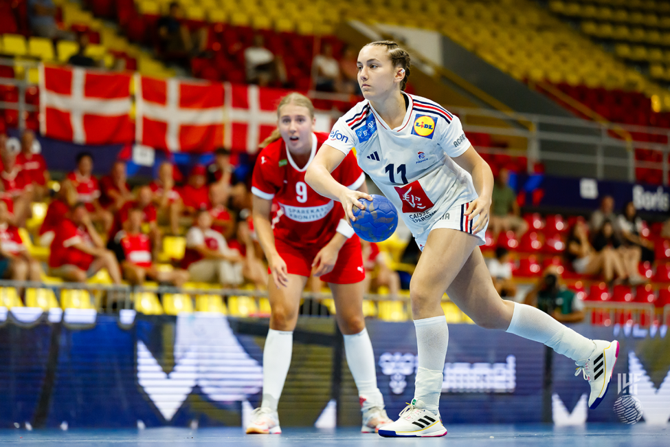 France player shooting