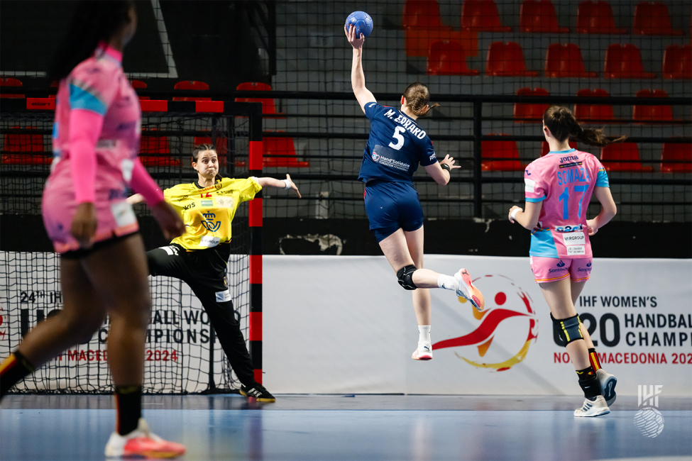 France player shooting