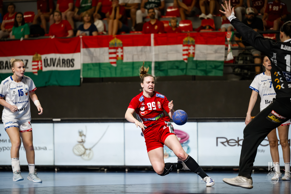 Hungary player shooting